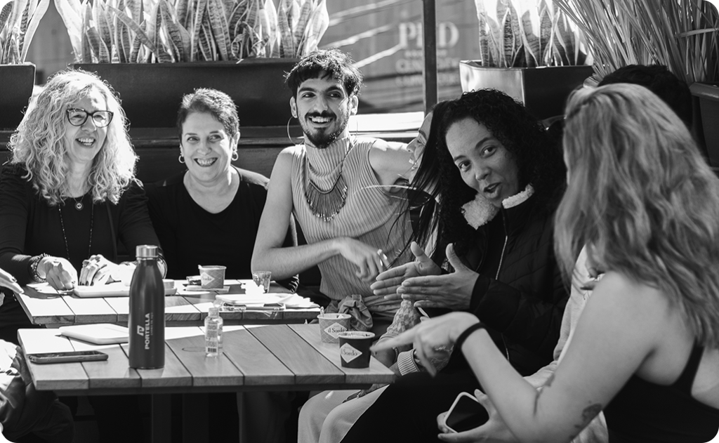 Amigos de Breno tomam gelato
