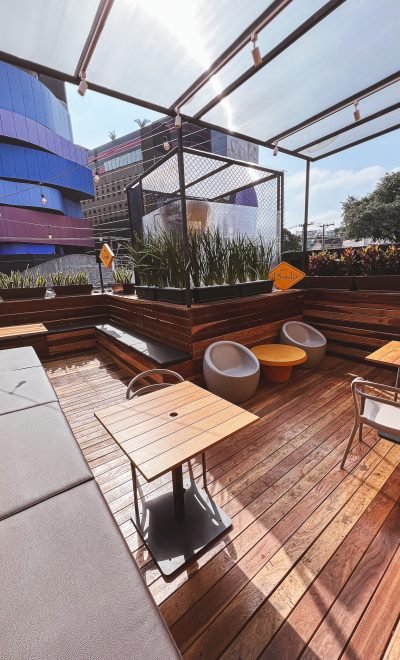 Loja Pinheiros, em São Paulo, em frente ao Instituto Tomie Othake.